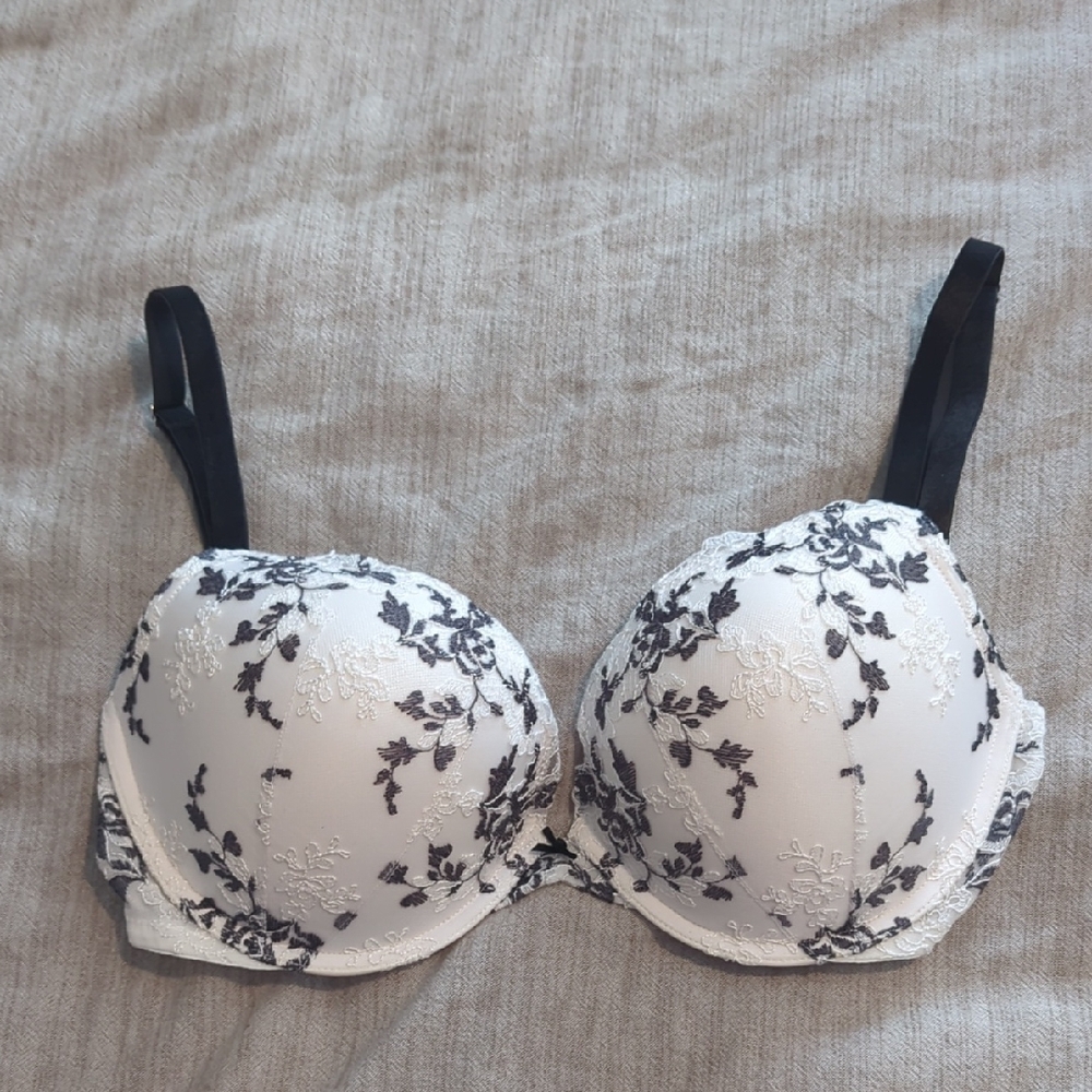 Victoria's Secret Dream Angels Push-Up Bra